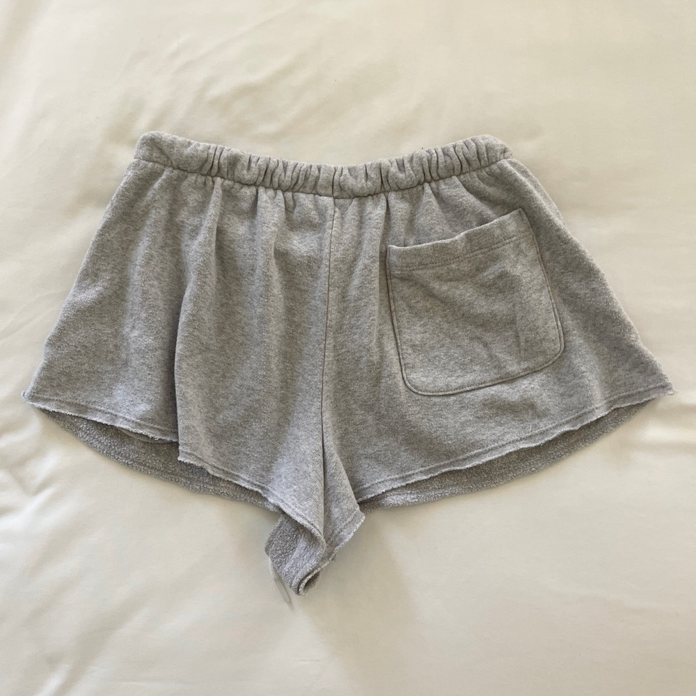 GREY SHORTS - Picture 3 of 5
